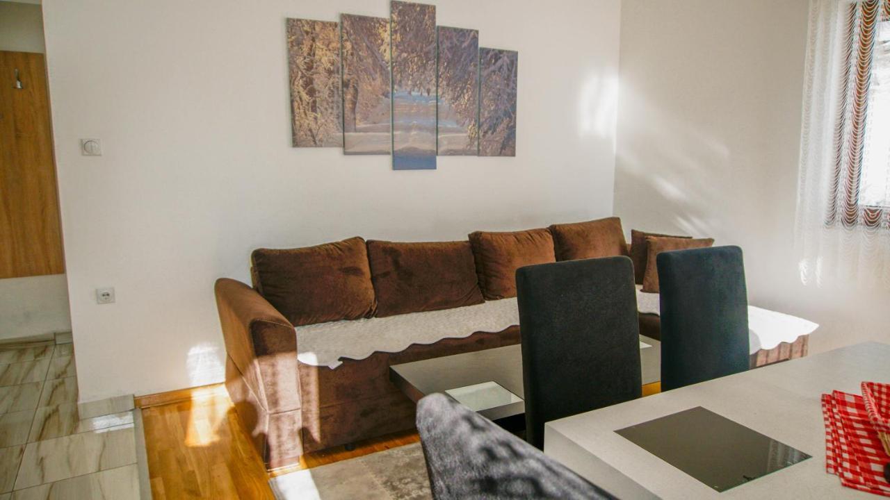 Apartment Petrović Kopaonik Buitenkant foto