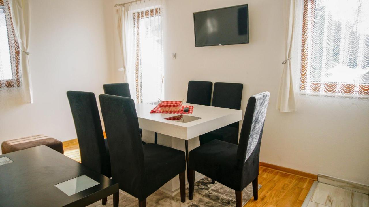 Apartment Petrović Kopaonik Buitenkant foto