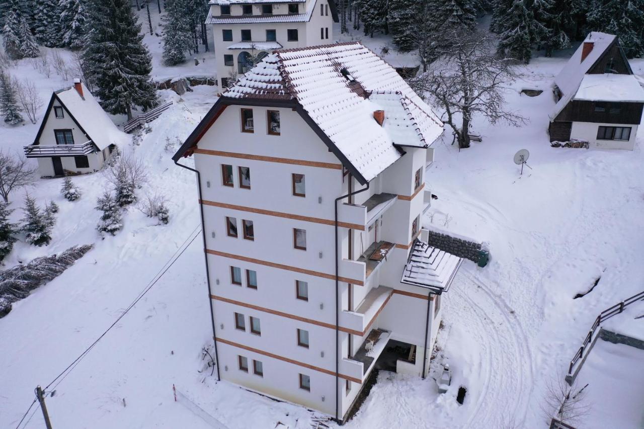 Apartment Petrović Kopaonik Buitenkant foto