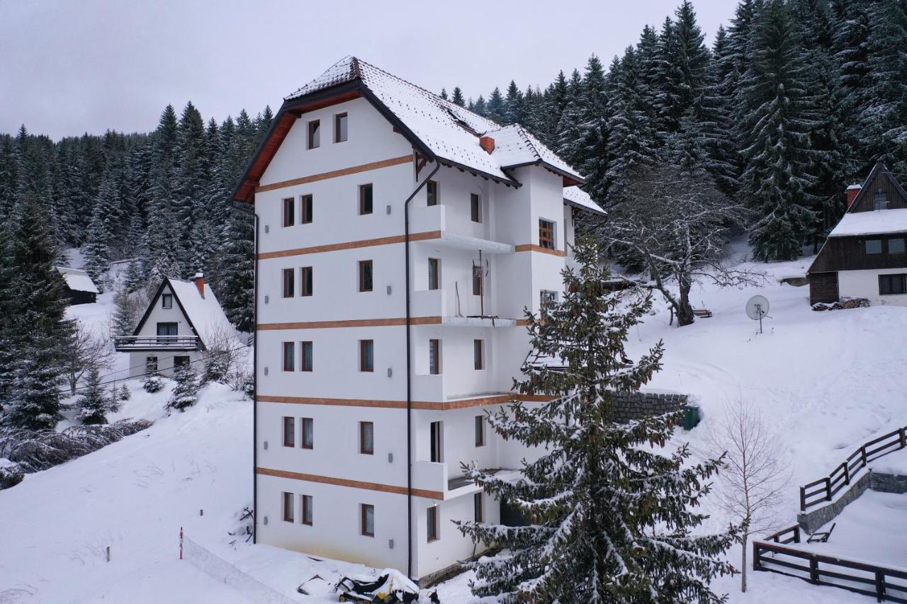 Apartment Petrović Kopaonik Buitenkant foto